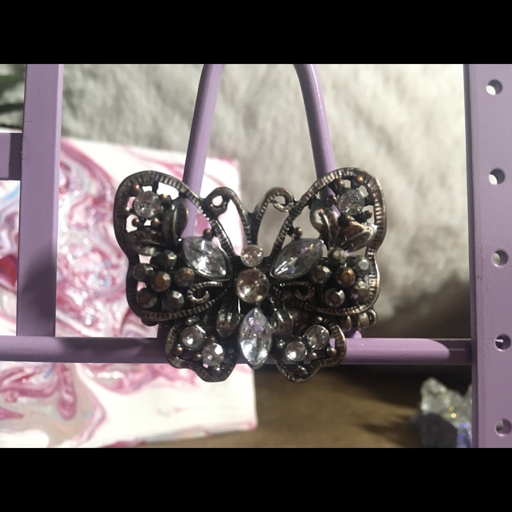 Metal Gem Butterfly Ring